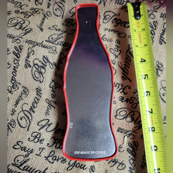 Gently used lip smacker coca cola tin comes with 6 lip gloss - Picture 3 of 7